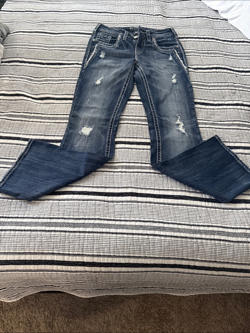 Silver Jeans Women's Distressed Flare Jeans - Dark Blue Wash - Picture 5 of 6